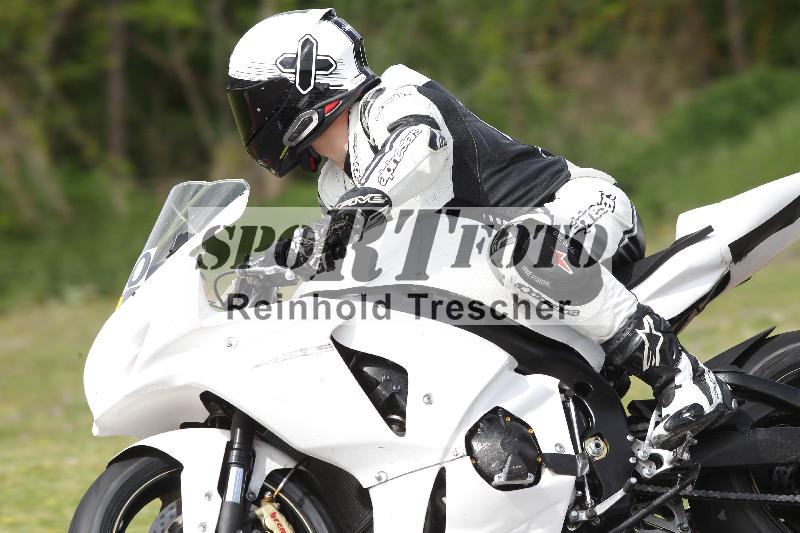 /Archiv-2025/10 23.04.2025 Cornu Master School ADR/rot-rouge/10